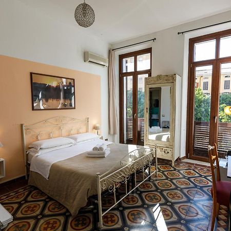 Onlyrooms III - Recommended For Under 30S Cagliari Kamer foto