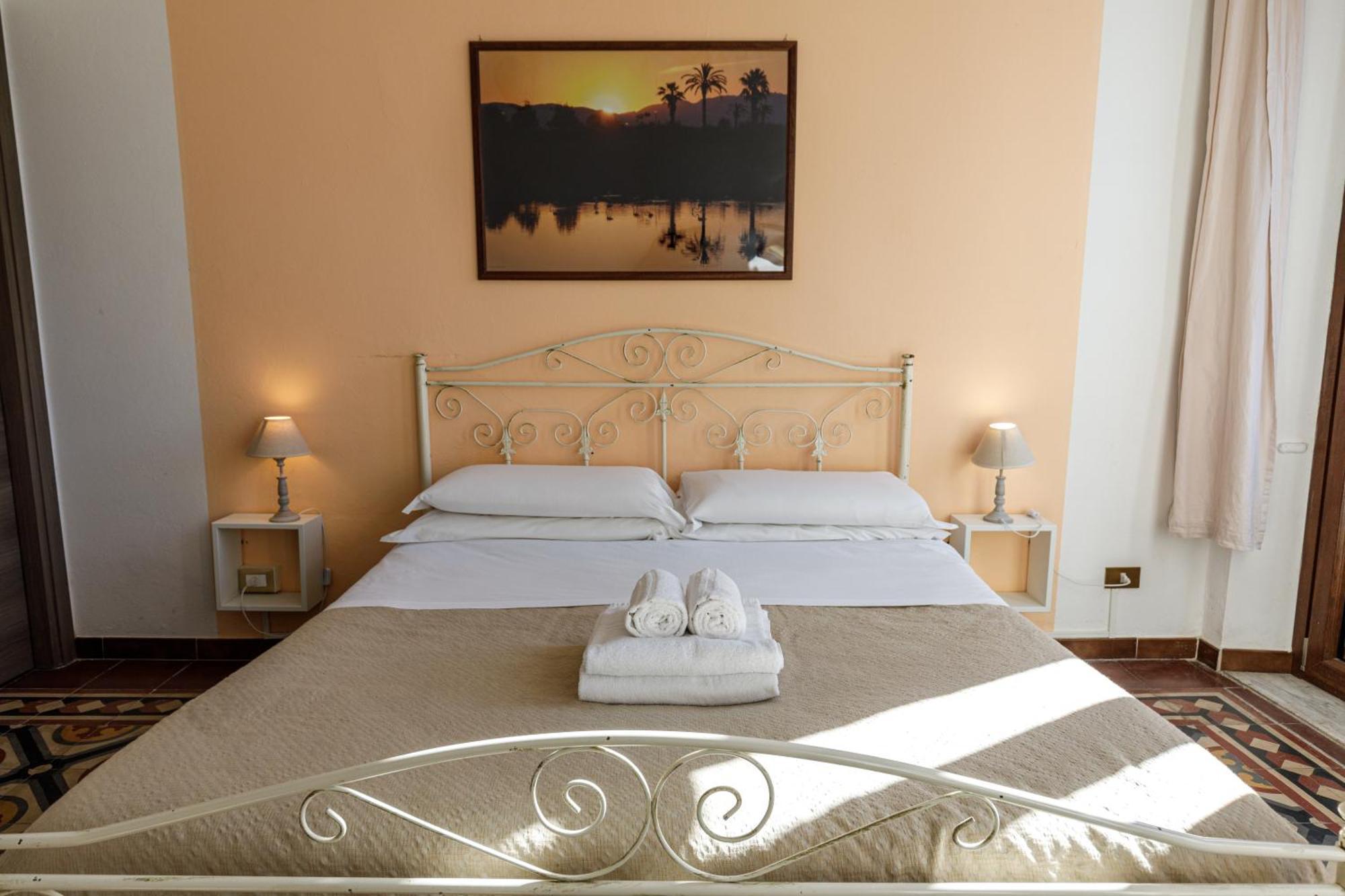 Onlyrooms III - Recommended For Under 30S Cagliari Kamer foto