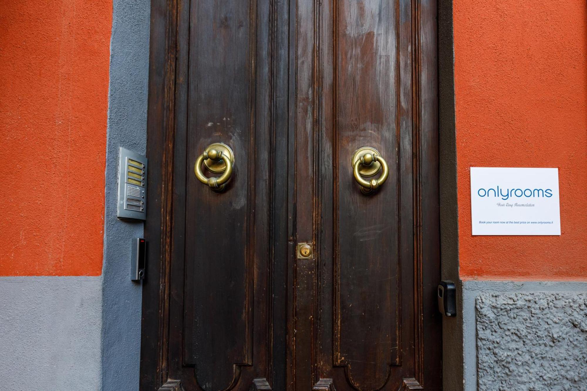 Onlyrooms III - Recommended For Under 30S Cagliari Buitenkant foto
