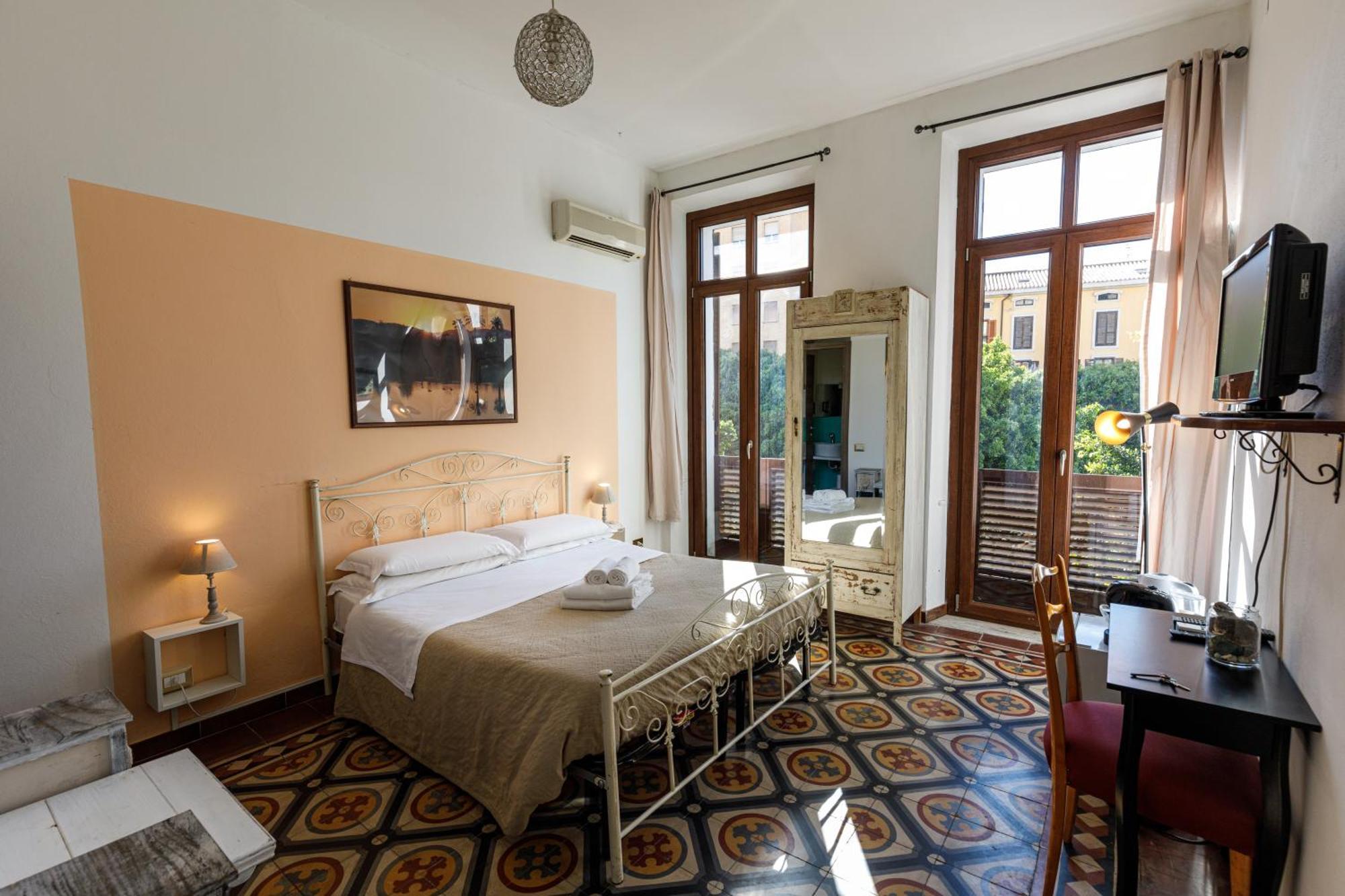 Onlyrooms III - Recommended For Under 30S Cagliari Kamer foto