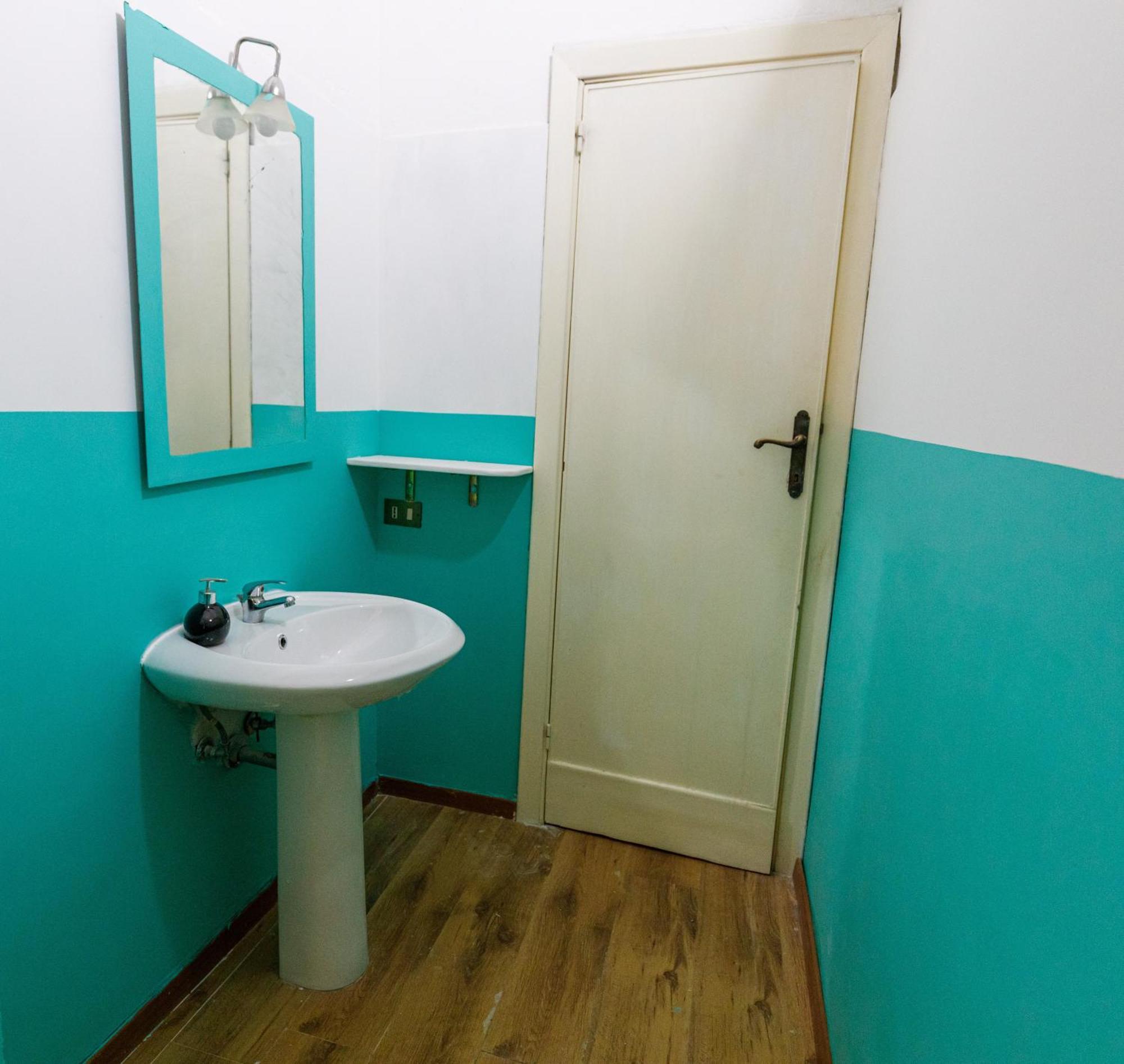 Onlyrooms III - Recommended For Under 30S Cagliari Kamer foto