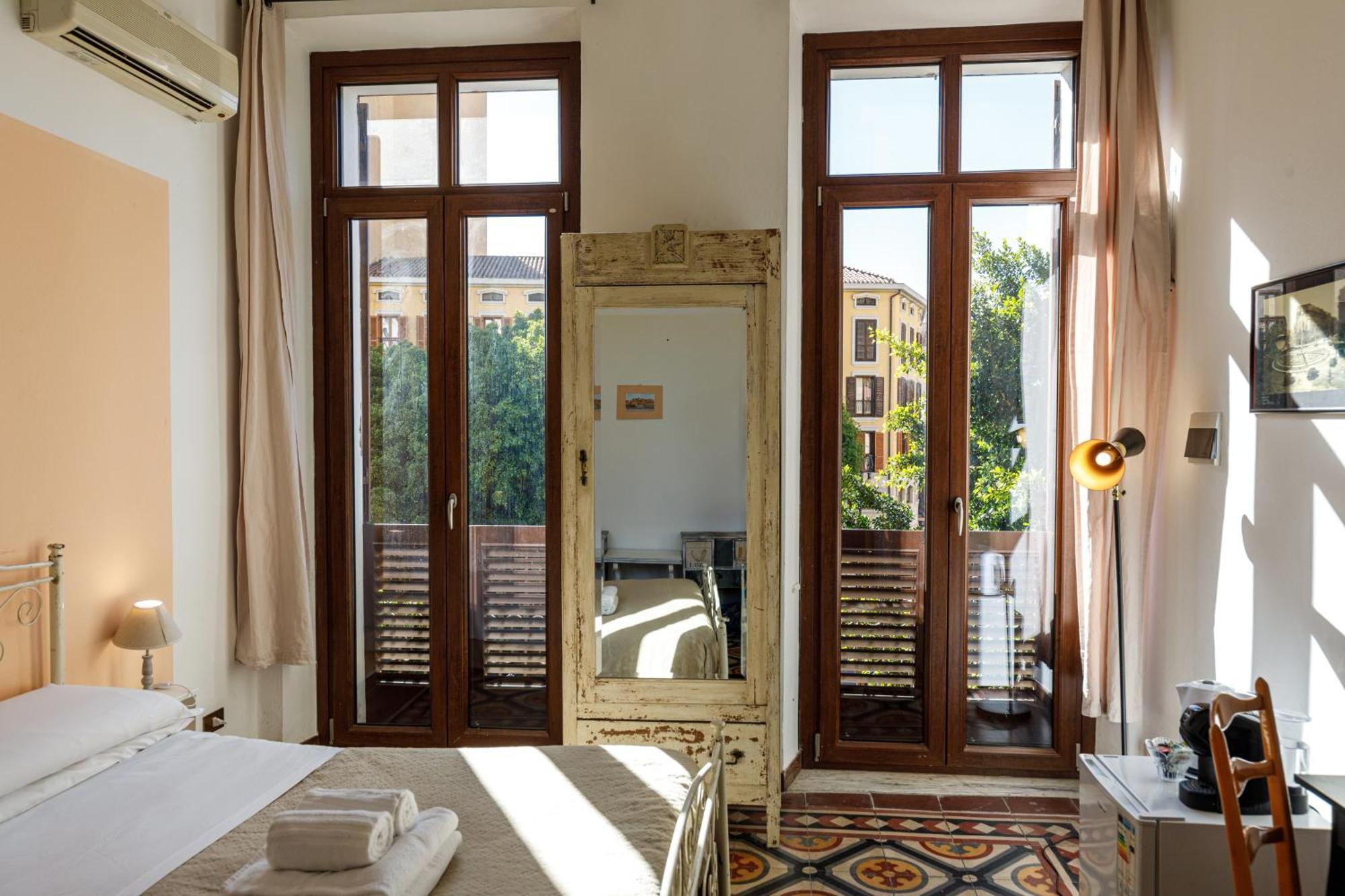 Onlyrooms III - Recommended For Under 30S Cagliari Buitenkant foto