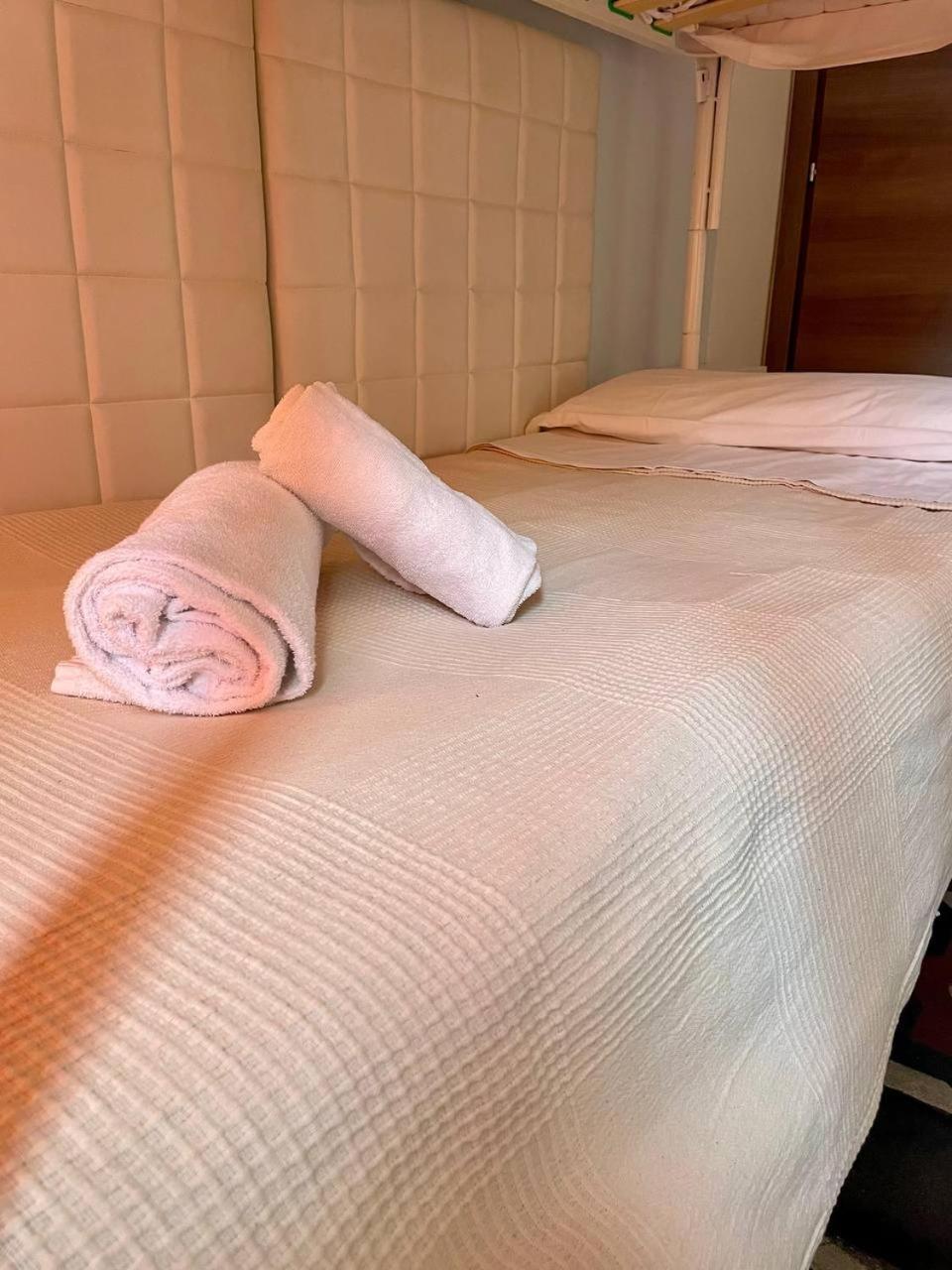 Onlyrooms III - Recommended For Under 30S Cagliari Kamer foto